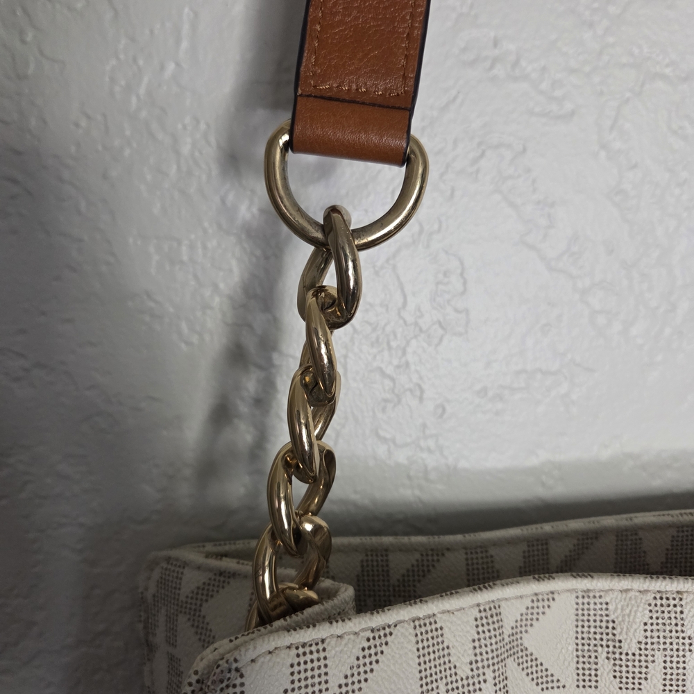 Michael Kors Hamilton Large Signature 1981 East West Tote Vanilla - Picture 5 of 16